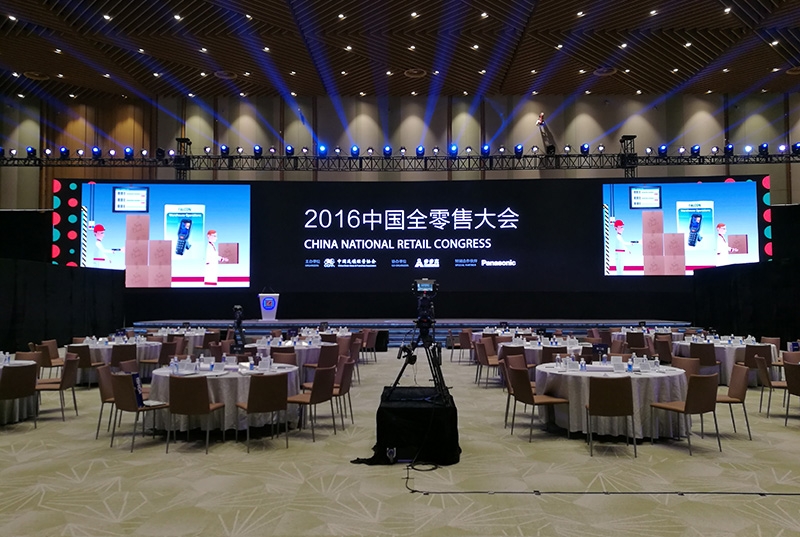 青島LED屏租賃的LED屏是高端屏